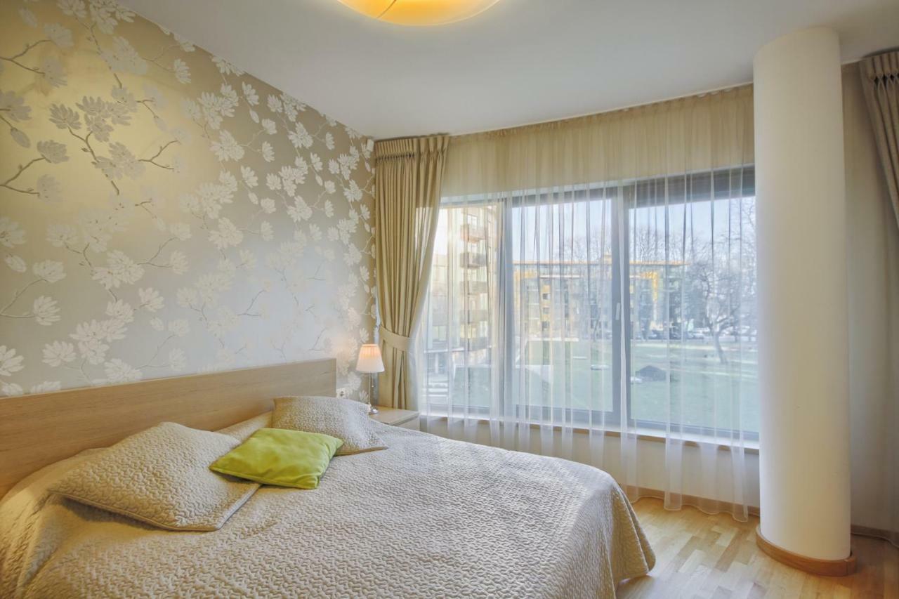 Apartamentai Liuks 德拉肯恩凯 外观 照片