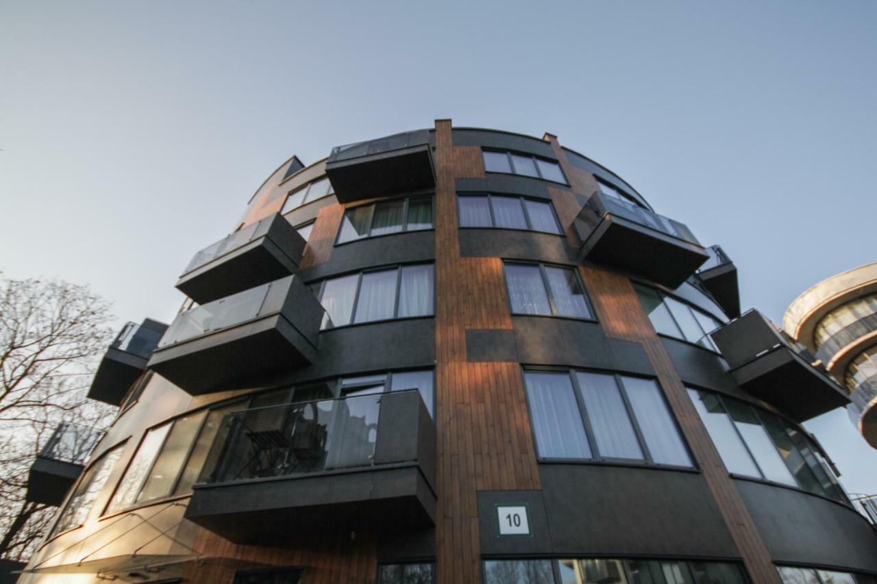 Apartamentai Liuks 德拉肯恩凯 外观 照片