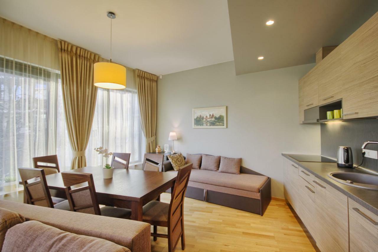 Apartamentai Liuks 德拉肯恩凯 外观 照片