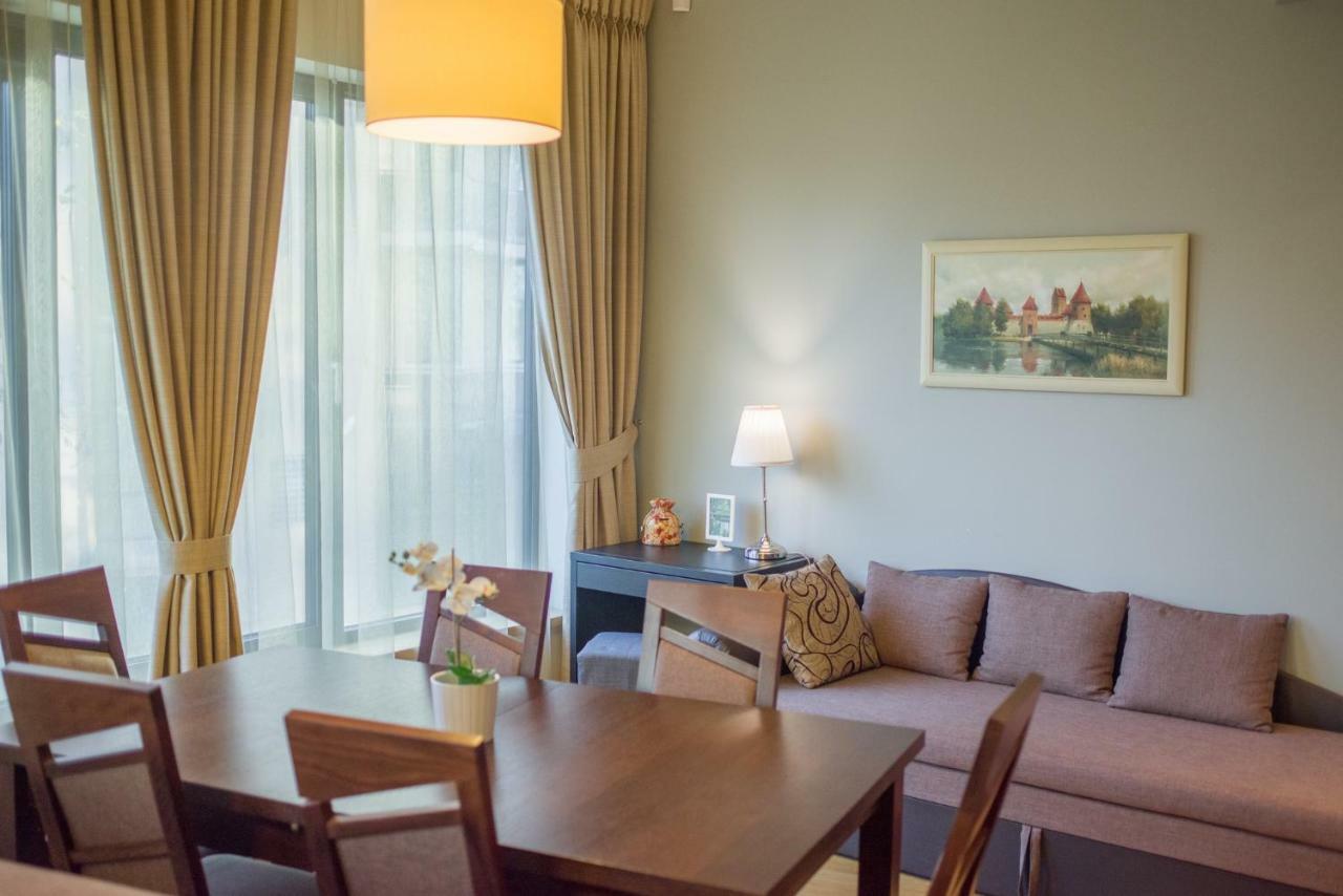 Apartamentai Liuks 德拉肯恩凯 外观 照片